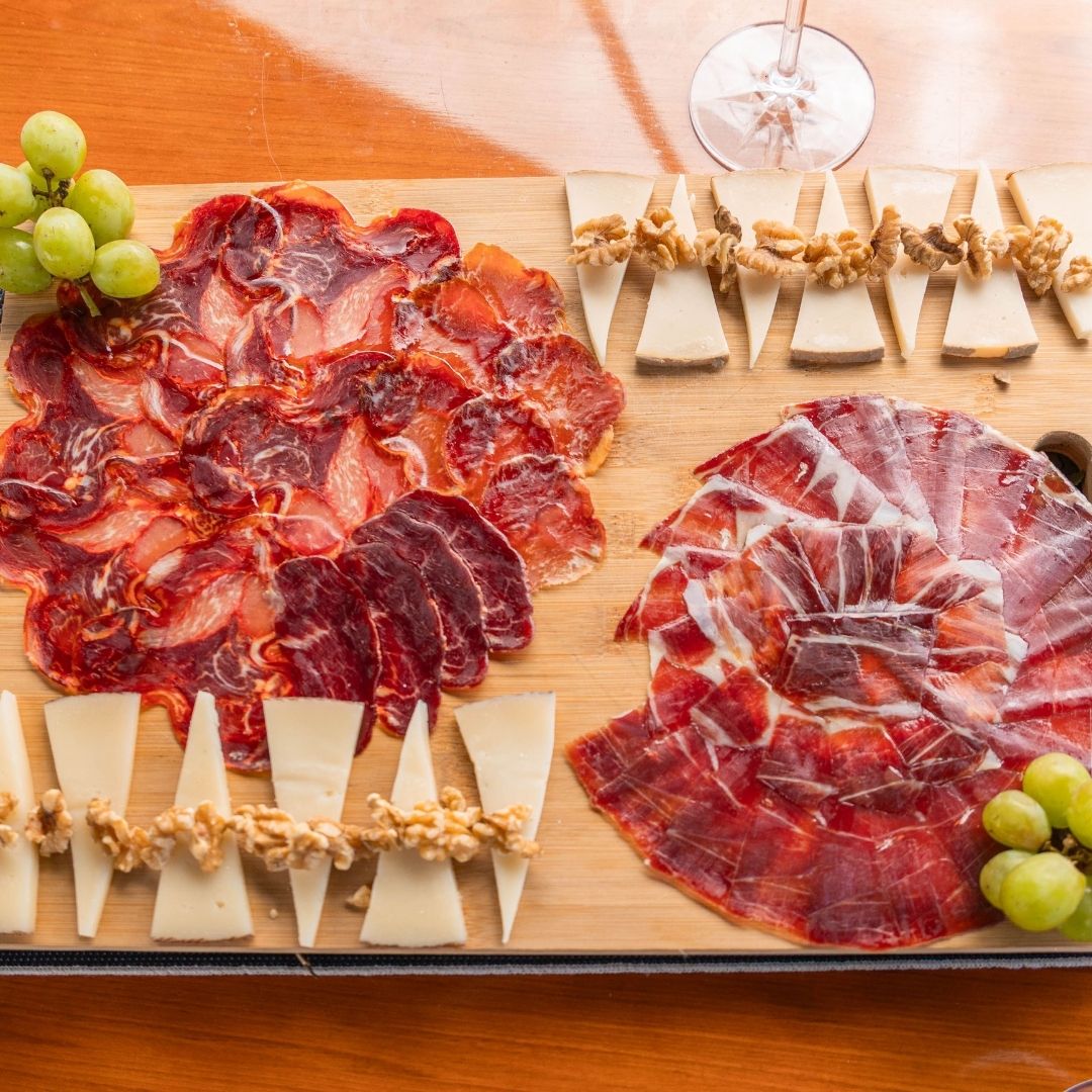 Tabla de jamón ibérico y queso